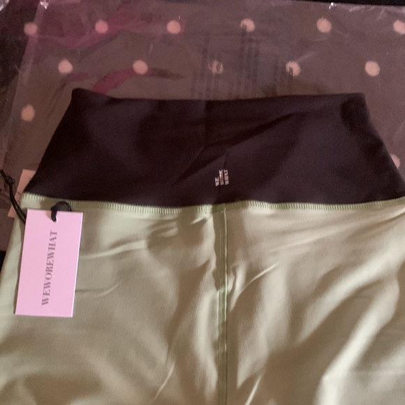 WEWOREWHAT BRAND NEW LEGGINGS - Picture 6 of 6